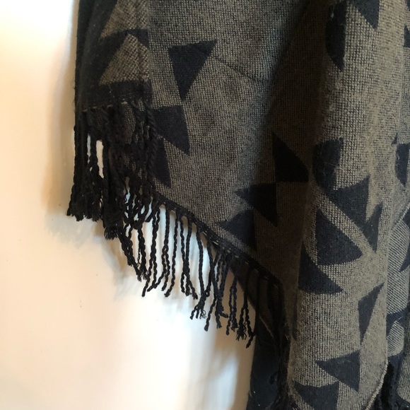 Indigo Long Shall/Shrug - Picture 5 of 6